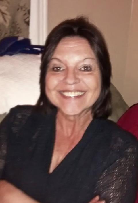 Obituary For Lynn Marie Royal Travis Funeral Chapel: La Plata, MO